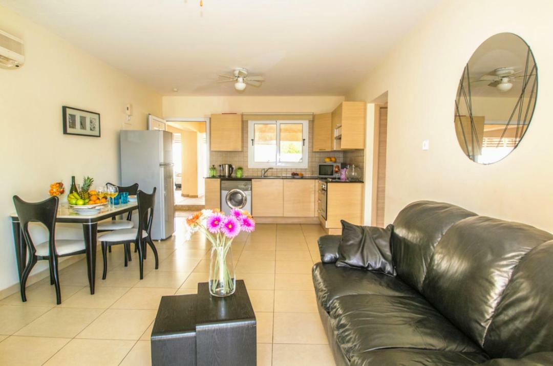 Nissi Golden Sand Lovely One Bedroom Apartment With Spacious Terrace And Free Parking Ayia Napa Exteriér fotografie